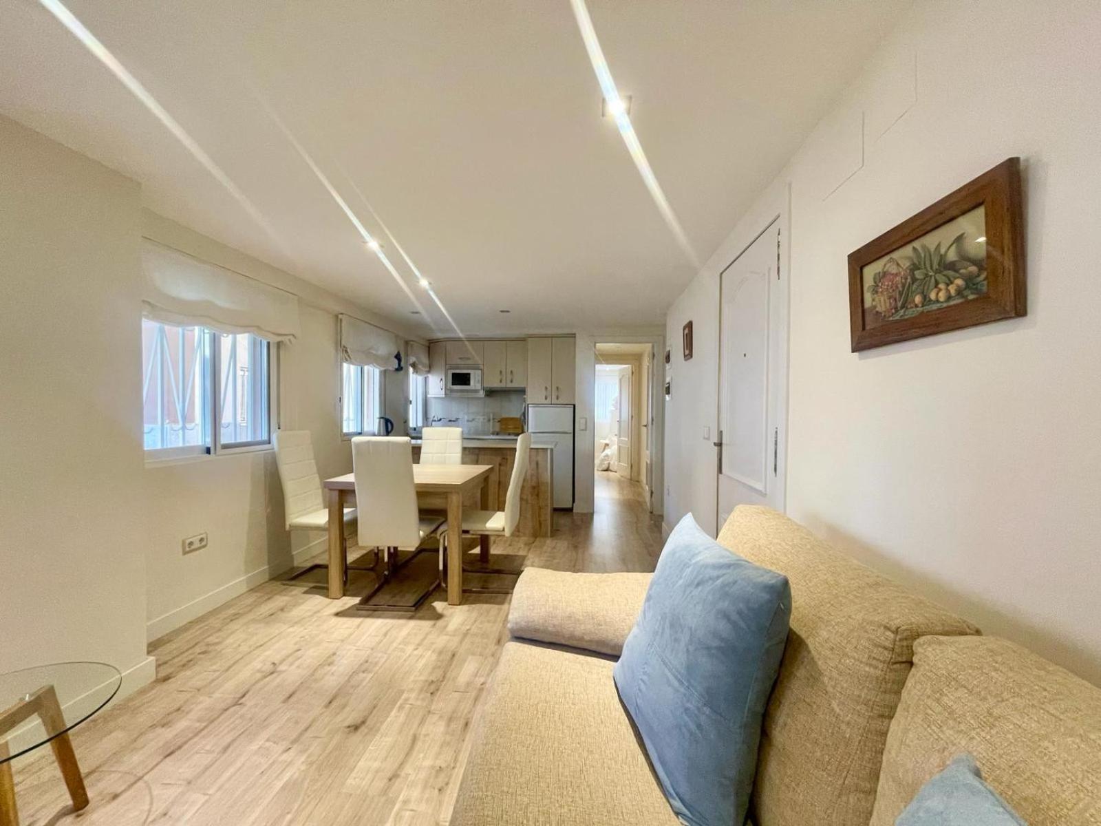 White House Nervion Apartment Benidorm Ngoại thất bức ảnh
